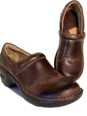 BOC Born Concepts Peggy Brown Leather Clogs Size 8.5